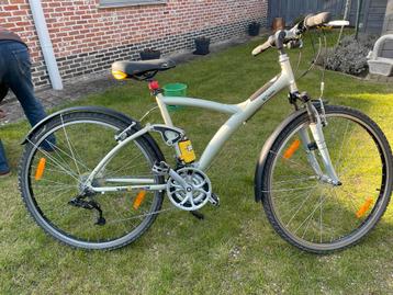 Jongens fiets / 28 inch en 21 Versnellingen beschikbaar voor biedingen