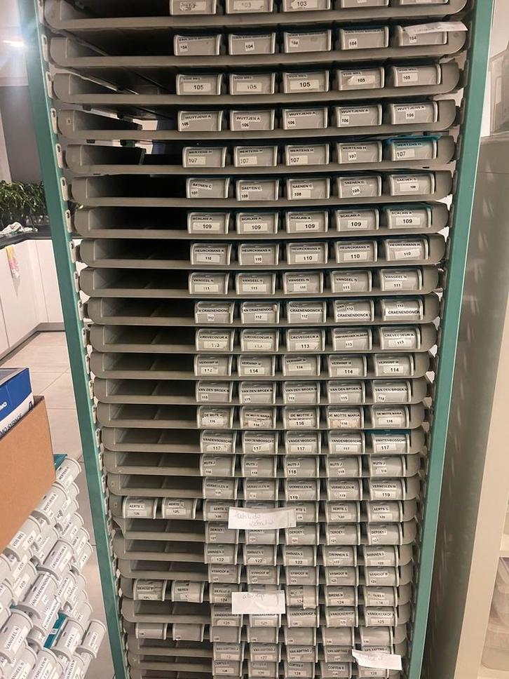 Medicatie-verdeelsysteem. 6x, Doe-het-zelf en Bouw, Kratten en Dozen, Gebruikt, Overige typen, Ophalen