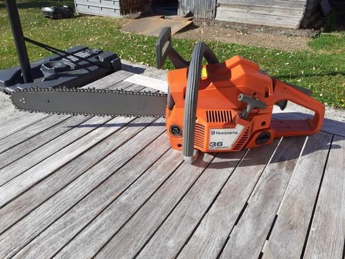 TRONCONNEUSE HUSQVARNA 36 AIR INJECTION, Tuin en Terras, Hand-tuingereedschap, Gebruikt, Overige soorten, Ophalen