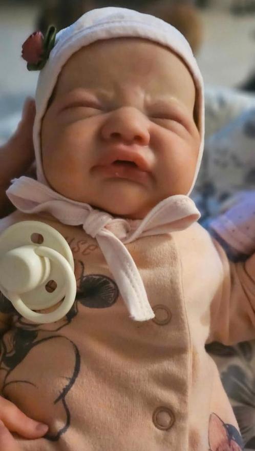Poupée  bébé reborn Gracie maé, Verzamelen, Poppen, Zo goed als nieuw, Ophalen of Verzenden