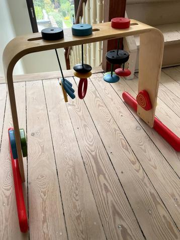 Houten Ikea speelboog beschikbaar voor biedingen