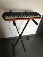 Keyboard casio met statief en adapter, Musique & Instruments, Claviers, Comme neuf, Casio, Enlèvement, Avec pied