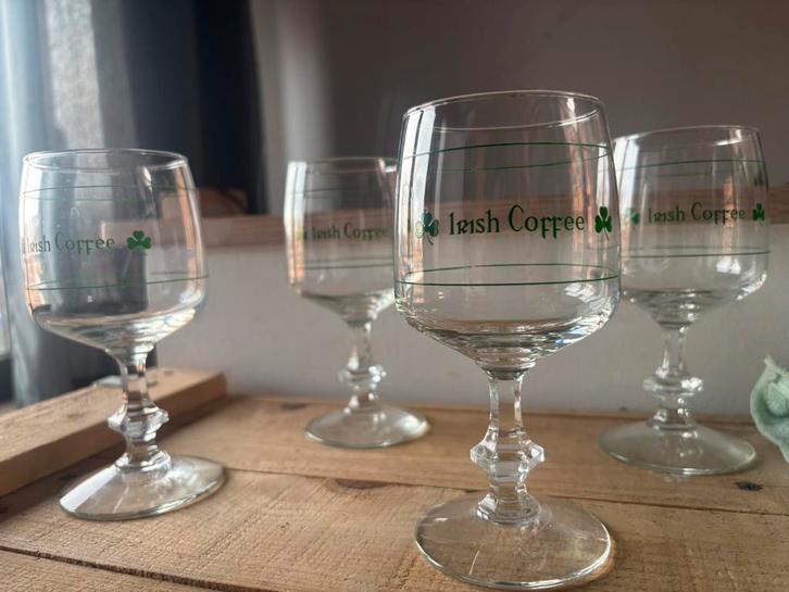 Irish Coffee, Collections, Verres & Petits Verres, Comme neuf, Verres et Verres à shot, Enlèvement ou Envoi
