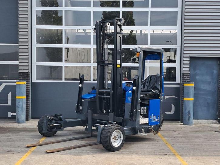 TERBERG TKLK-M-3x3-4w, Zakelijke goederen, Machines en Bouw | Heftrucks en Intern transport, Overige typen, Diesel, 2000 tot 3000 kg