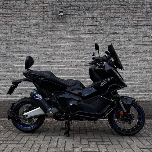 SOLD// Eerste Custom Honda X-ADV750 in België - Nieuw 0km, Motoren, Motoren | Honda, Bedrijf, Scooter, 1 cilinder, Ophalen
