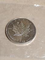 Maple leaf 1 ounce zilver 1988 met lichte randschade, Ophalen of Verzenden, Zilver