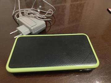 1 nieuwe 2ds XL-console beschikbaar voor biedingen