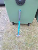 Kliefhamer kliefbijl, Ophalen