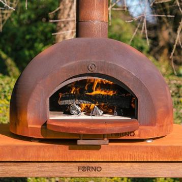 Cortenstaal pizzaoven, houtgestookt beschikbaar voor biedingen