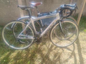 Dames koersfiets carbon beschikbaar voor biedingen