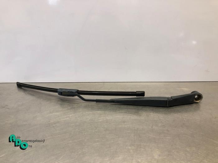 Bras essuie-glace avant d'un Kia Picanto (Picanto 11-), Autos : Pièces & Accessoires, Vitres & Accessoires, Kia, Utilisé, 3 mois de garantie