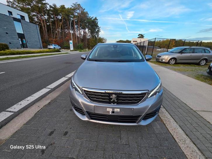 Peugeot 308 1.5 Diesel AUTOMAAT Euro 6b GPS USB AIRCO......., Auto's, Peugeot, Particulier, Bluetooth, Boordcomputer, Centrale vergrendeling