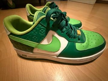 nike beschikbaar voor biedingen