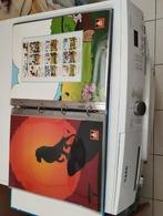 Een grote volle postzegelboek over stripverhalen van Wall Di, Collections, Machines | Machines à sous, Enlèvement, Comme neuf