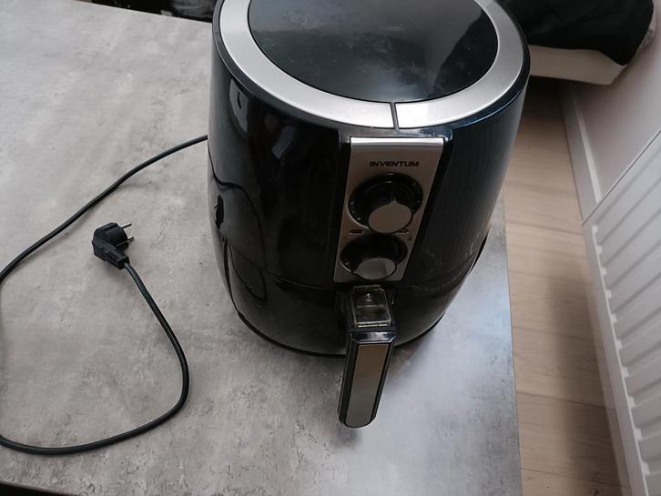 Zwarte Inventum hetelucht friteuse, Elektronische apparatuur, Airfryers, Gebruikt, Airfryer XL, 750 t/m 999 gram, Ophalen of Verzenden