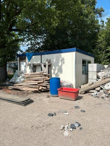 Bureau container, Enlèvement, Utilisé