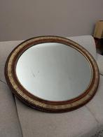Miroir ovale ancien - Bordure florale en bois foncé et laito, Maison & Meubles, Accessoires pour la Maison | Miroirs, Enlèvement