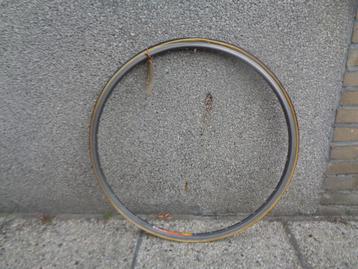 Fietsband beschikbaar voor biedingen