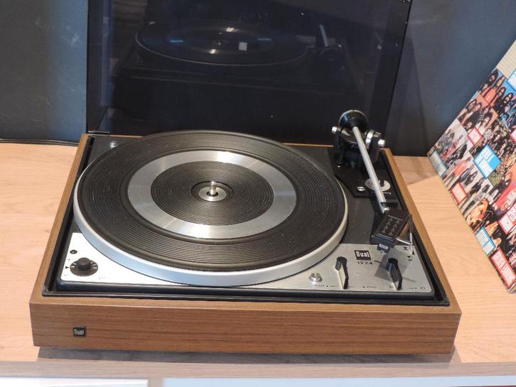 Platines vinyles Dual 1224, TV, Hi-fi & Vidéo, Tourne-disques, Utilisé, Dual, Enlèvement ou Envoi