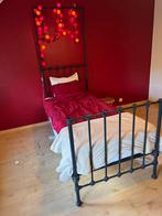 Authentiek metalen bed, Ophalen