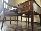 Karaktervol vintage bureau met leder en stoelen – Franse fla, Ophalen