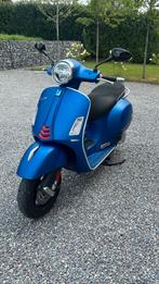 Vespa 300 gts super sport 7/2021 seulement 3300 km, Fietsen en Brommers, Scooters | Vespa, Ophalen, Overige modellen, Nieuw