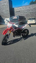 Rieuju mrt 50 sm pro, Fietsen en Brommers, Brommers | Derbi, Ophalen, 6 versnellingen, 50 cc, Klasse B (45 km/u)