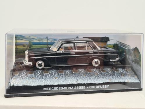 Mercedes Benz 250SE James Bond 1:43, Hobby en Vrije tijd, Modelauto's | 1:43, Zo goed als nieuw, Auto, Universal Hobbies, Ophalen of Verzenden