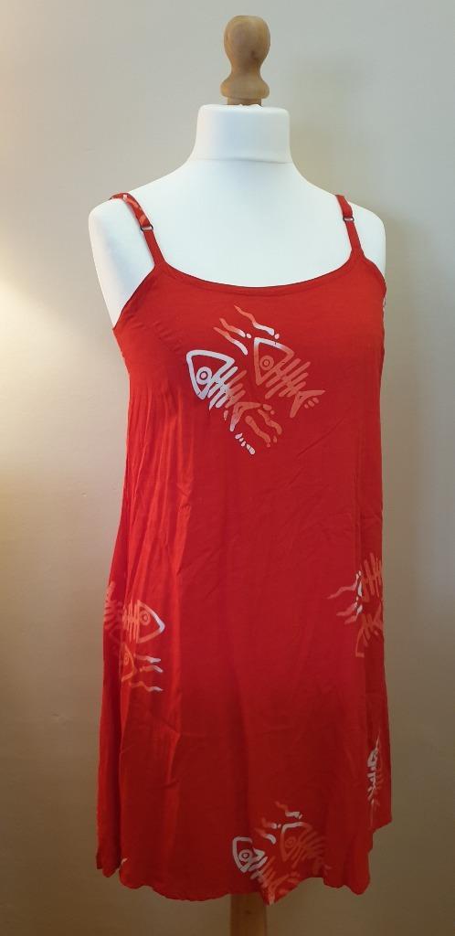 Jurk met vispatroon - Maat L, Kleding | Dames, Jurken, Gedragen, Maat 42/44 (L), Rood, Boven de knie, Ophalen of Verzenden