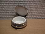 Klein doosje (pillendoosje) diameter 3,5 cm, Verzenden, Gebruikt, Overige, Overige merken