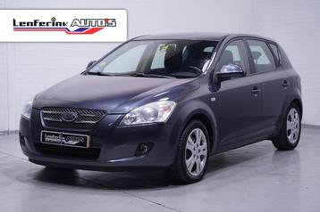Kia cee'd / Ceed 1.4 X-ecutive Clima Leder/stof APK 4-2026 beschikbaar voor biedingen