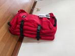 Rode valise Eastpak Tranverz, Nieuw, Zacht kunststof, Minder dan 35 cm, Ophalen of Verzenden