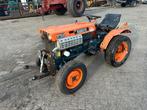 Kubota B7000 4WD tractor trekker tracteur, Tuin en Terras, Zitmaaiers, Ophalen, Gebruikt
