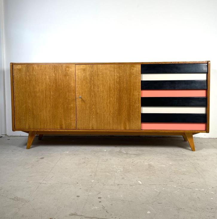 U460 sideboard met gekleurde lades, Jiří Jiroutek, Huis en Inrichting, Kasten | Dressoirs, Zo goed als nieuw, 150 tot 200 cm, 25 tot 50 cm