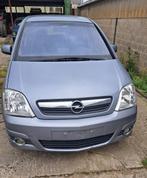 voiture opel, Auto's, Opel, Voorwielaandrijving, Zwart, Leder en Stof, 5 deurs