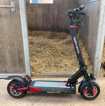 Kugoo M4 Pro e-step beschikbaar voor biedingen