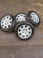 Jantes 175 65 14 4x108 avec enjoliveur, Autos : Pièces & Accessoires, Pneus & Jantes, Enlèvement, Pneus été, Pneu(s)