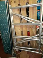 Steiger (vouwbaar) voor binnenshuis met wieltjes, Ophalen, Gebruikt, Rolsteiger of Kamersteiger, Minder dan 2 meter