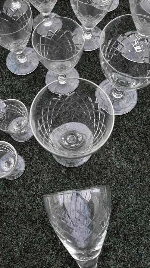 VERRES À BOIRE VERRES À VIN, Collections, Verres & Petits Verres, Comme neuf, Autres types, Enlèvement