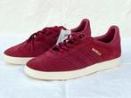 Adidas Gazelle 43 1/2 (9) bordeaux-rood NIEUW & ONGEDRAGEN, Overige kleuren, Nieuw, Ophalen of Verzenden, Adidas