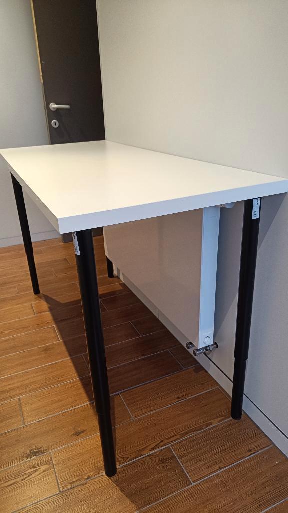 Bureau wit Ikea 140 op 60cm, Huis en Inrichting, Bureaus, Bureau, Ophalen
