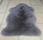 Decoratief vloerkleed, Ophalen, Gebruikt, Grijs