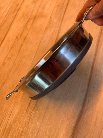 Vergiet Ikea beschikbaar voor biedingen