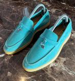 Breloque d'été Loro Piana, édition Mykonos, taille 38,5, Enlèvement ou Envoi, Loro Piana, Comme neuf, Bleu