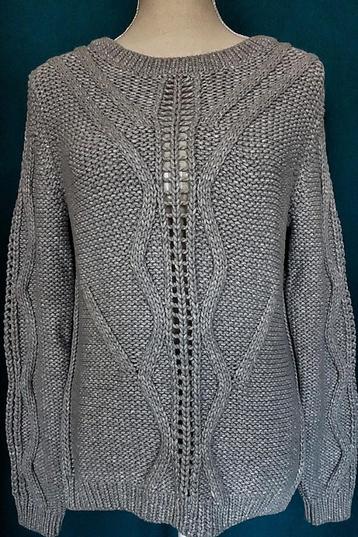 Nieuwe met label: pull Fine Collection. Maat XS (S). beschikbaar voor biedingen