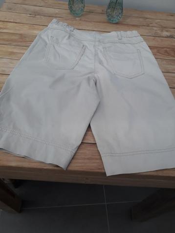 Bermuda couleur crème de Brax taille 38, W28 - W29 (confection 36), Enlèvement ou Envoi, Brax, Autres couleurs