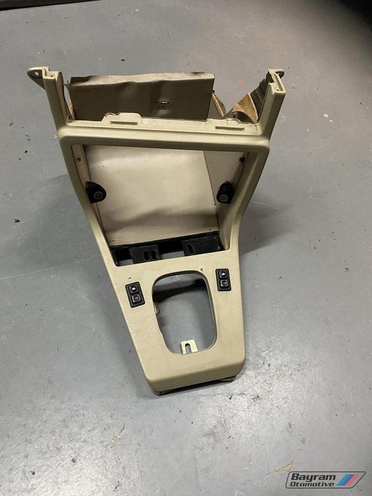 Bmw E28 middenconsole beige creme 5-serie console, Auto-onderdelen, Interieur en Bekleding, BMW, Gebruikt, Ophalen of Verzenden