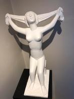 Beeldje van Rik Van Schil, Ophalen