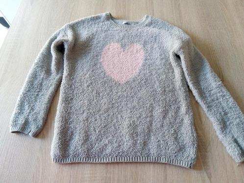 Pull avec coeur okaïdi 10 ans, Kinderen en Baby's, Kinderkleding | Maat 140, Gebruikt, Meisje, Trui of Vest, Ophalen