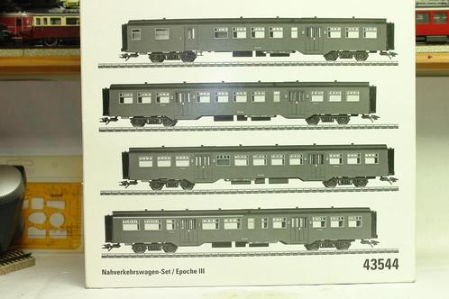 MARKLIN 43544 VOITURES M2 VERTES SNCB NMBS EP. 3, Hobby en Vrije tijd, Modeltreinen | H0, Zo goed als nieuw, Wagon, Wisselstroom